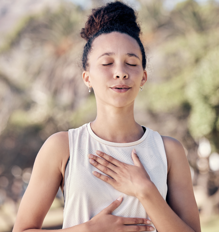 Breathing techniquesOffer breathing techniques and comfort measures such as massage and positioning